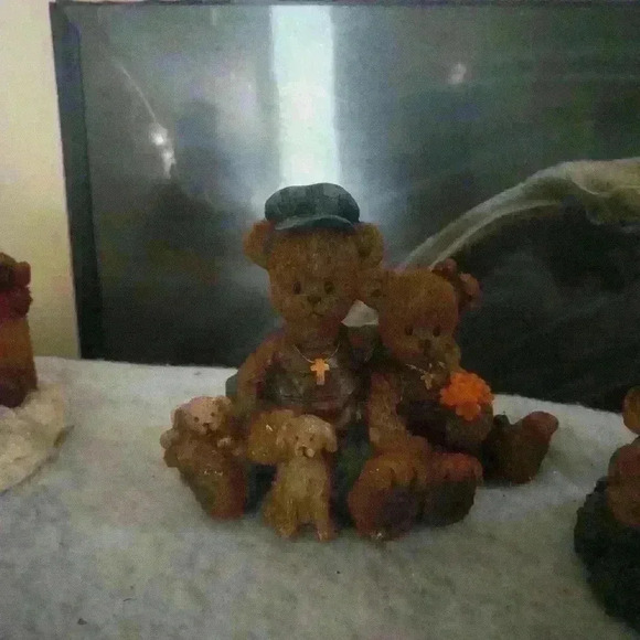 Bears and puppies, set of 4 resin decor - Picture 4 of 7